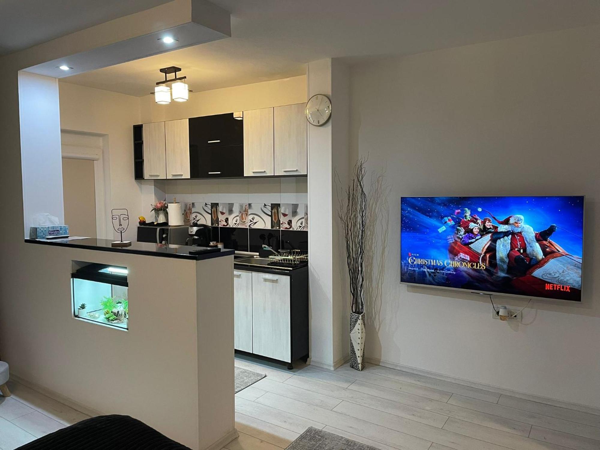 Fancy Studio Arena Nationala Boekarest Buitenkant foto